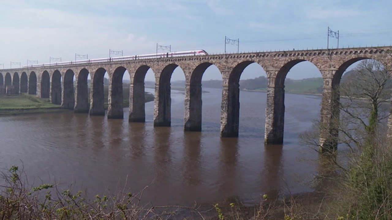 LNER launches 70-minute flexible ticket for passengers who miss train