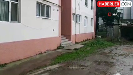 Kavga Ettiği Kardeşini Göğsünden Bıçakladı