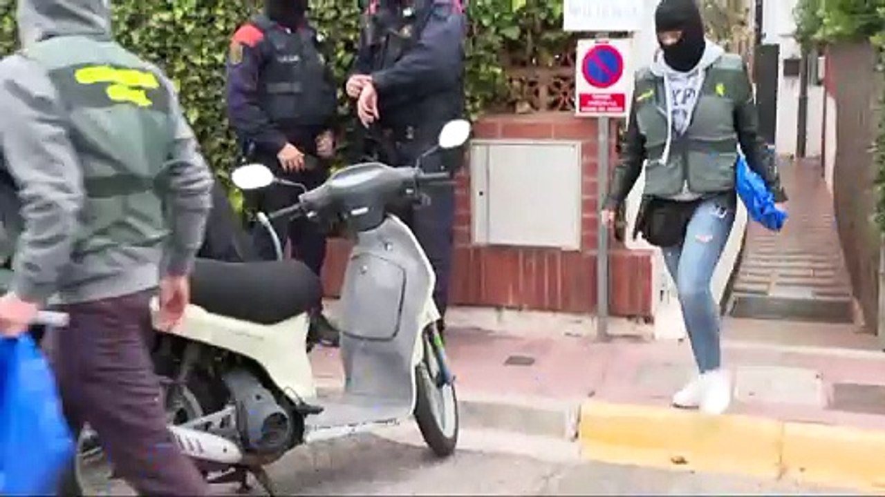 El dispositivo contra el terrorismo yihadista actúa en Barcelona y Mérida