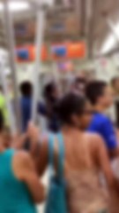 Mulher é vítima de intolerância religiosa em vagão de metrô de Salvador