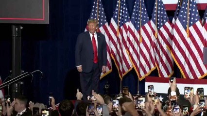 Trump arrasa en los caucus de Iowa