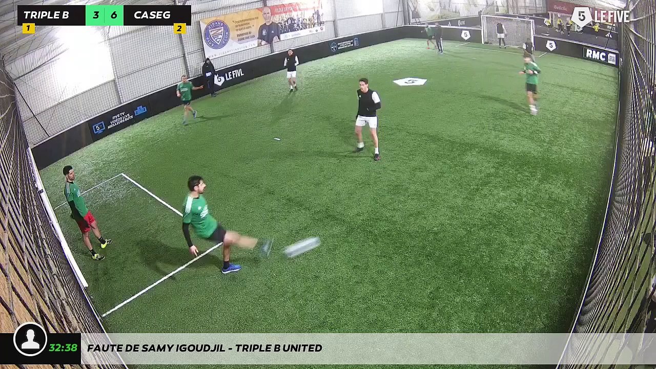 Faute de Samy igoudjil - Triple B united