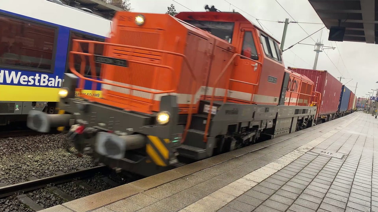 Historic Train passing Nordwestbahn @Delmenhorst