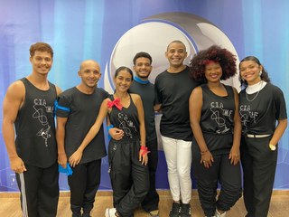 Cia. de Dança Marcelo Fiuza estreia o quadro _Torta na Cara_ do Diário de Férias