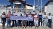 Pais e professores protestam contra retirada do Ensino Fundamental II do Manoel Mangueira em Cajazeiras