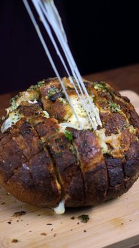 Pain hérisson à la mozzarella ! #dailyfood #dailycuisine #cuisine #recette