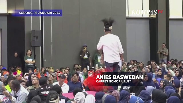 Capres Anies Soroti Dana Otsus Papua, hingga Sempat Dipeluk Simpatisan di Sorong