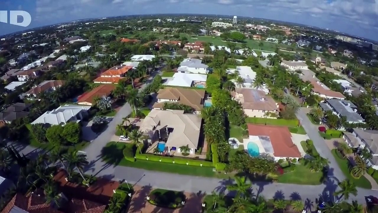 SUEURS FROIDES  Il est là