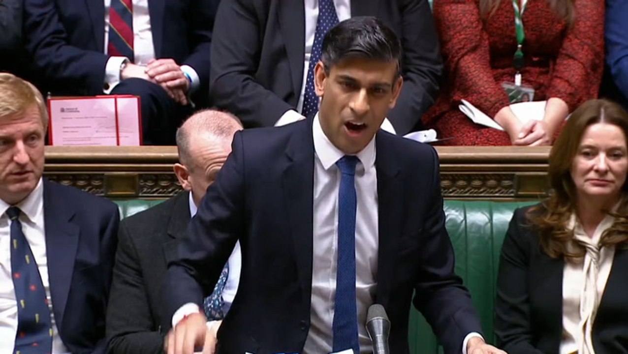 Sunak accuses Starmer of ‘invoicing’ Islamist group while working as lawyer