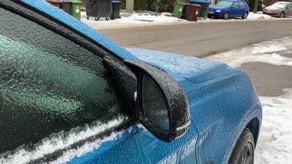 Glatteis bringt Deutschland ins Schlittern