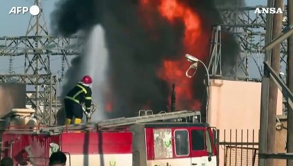 Turchia bombarda obiettivi terroristici in Siria e Iraq, centrale elettrica in fiamme