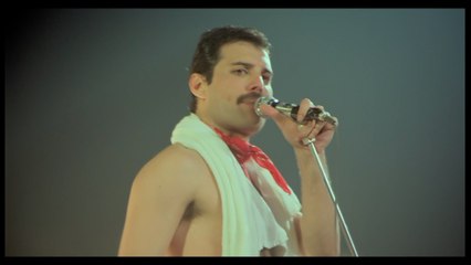 Queen Rock Montreal “We Will Rock You” Clip