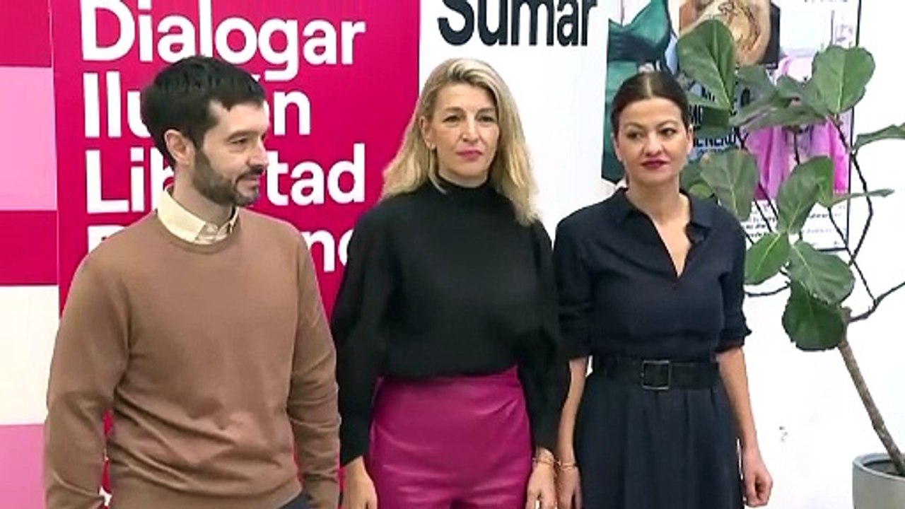 Díaz firma con CCOO y UGT el acuerdo para la subida del SMI a 1.134 euros al mes