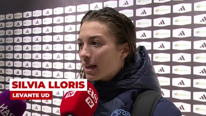 Las jugadoras del Levante y su entrenador agradecen el apoyo de la afición en la Supercopa de España