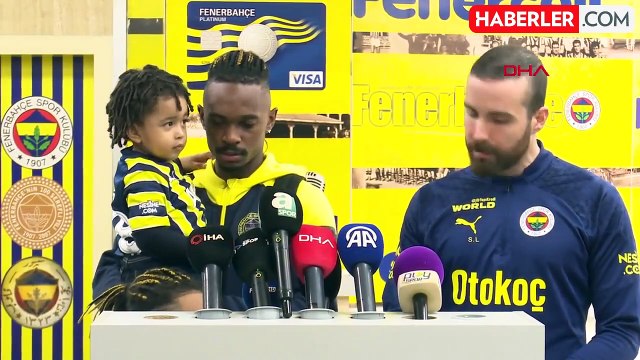 Fenerbahçe'nin Brezilyalı futbolcusu Lincoln Henrique: 'Hocamız için iyi anlamda bir baş ağrısı'