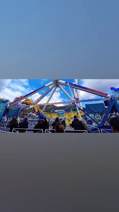 Foire des RAMEAUX   Foire de GRENOBLE 2023   #grenoble  #manege #france  #foire #animation  (31)