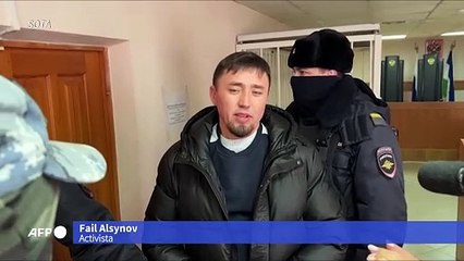 La condena de un opositor provoca enfrentamientos en una pequeña ciudad rusa