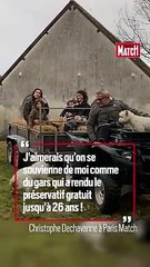 Christophe Dechavanne, son bonheur est dans le pré