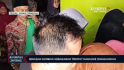 Jenazah Korban Kebakaran Tempat Karaoke Dimakamkan