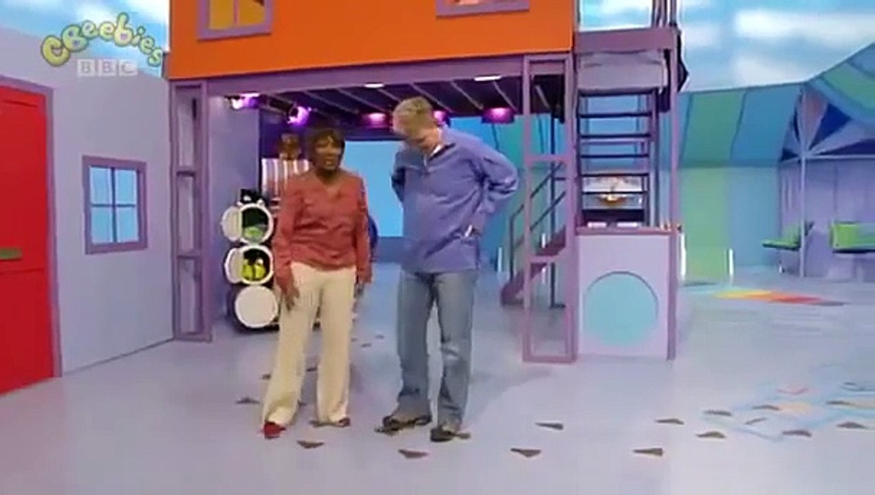 tikkabilla-shapes-colours-and-hands-part-1-in-2-video-dailymotion