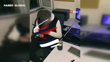 Muhtarlık penceresinden havaya ateş açan maganda pes dedirtti!