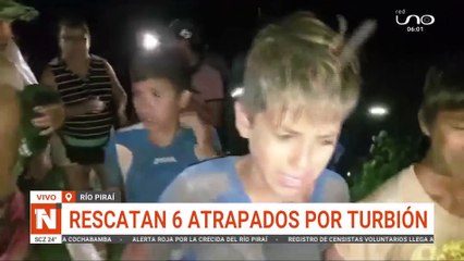 Rescatan 6 atrapados por turbión