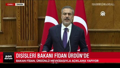 Palyaço maskesi ile geldi silahla soygun yaptı