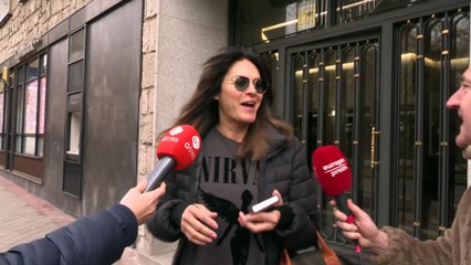 El agobio de Fabiola Martínez tras sus fotos con un hombre: "No sé si está casado"