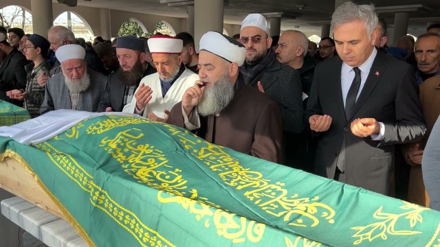 Resul Bölükbaş Hocaefendi’nin Zevce-i Merhumesi Huriye Annemizin Cenaze Namazında Yapılan Tezkiye