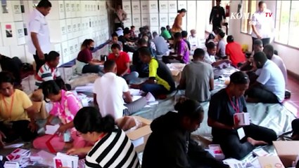 KPU Kabupaten Jayapura Mulai Sortir Dan Lipat Surat Suara Legislatif Libatkan Masyarakat