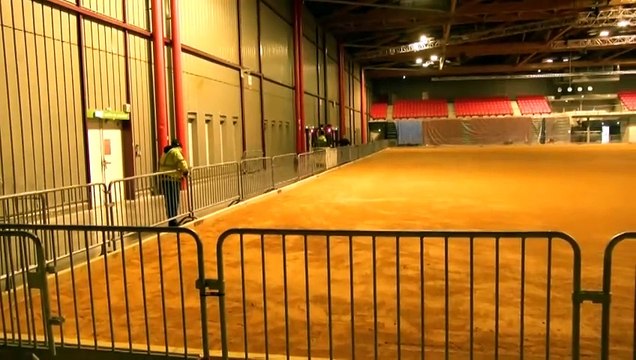 Les préparatifs de la semaine bouliste à la Halle de Martigues