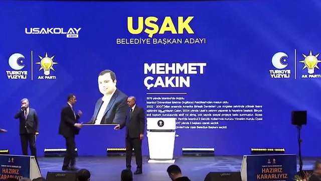 Uşak Ak Parti'de Mehmet Çakın İle İkinci Kez Eller Havada