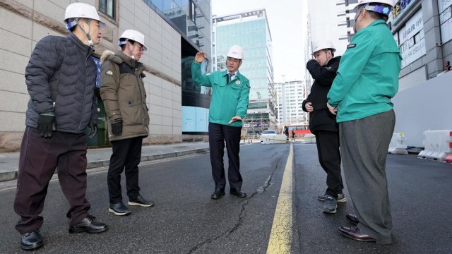 고양 도로 30m 균열로 통제...'사용금지' 건물 인근 / YTN