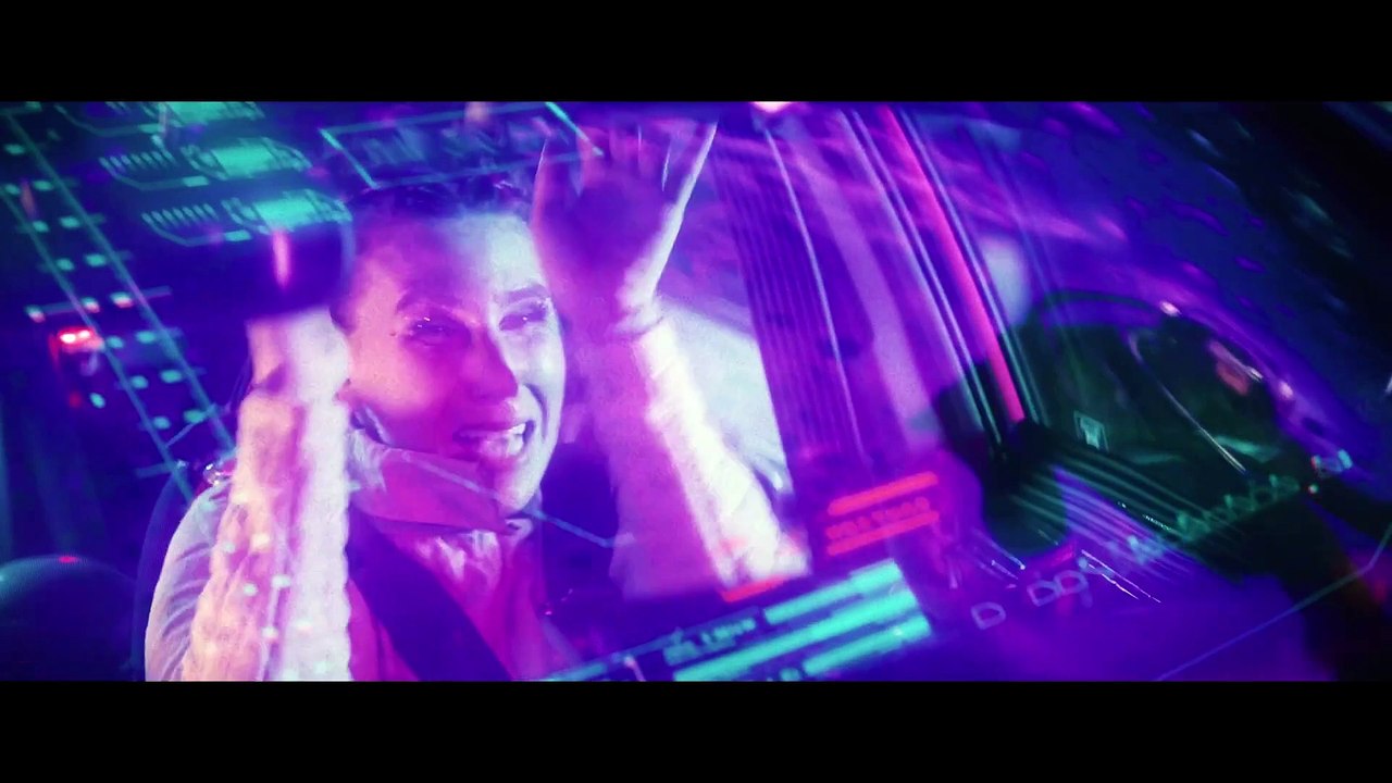 Molli and Max in the Future - Official Trailer