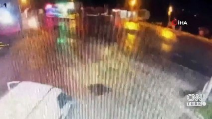 El freni çekilmeyen araç yola ilerledi