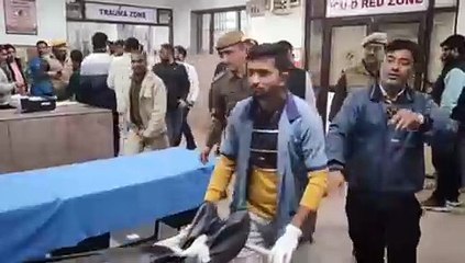 पिता की हत्या का बदला लेने दिनदहाड़े युवक को गोलियों भूना, मौत