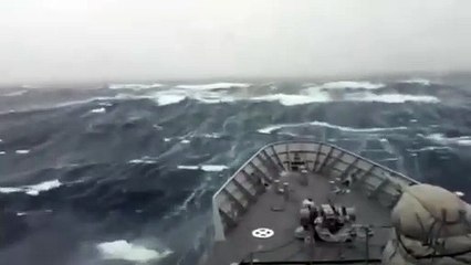 Ship got a hit by massive wave in Antarctica