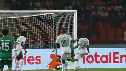 اهداف مباراة الجزائر و موريتانيا -- سقوط غير متوقع للجزائر ----(360P)