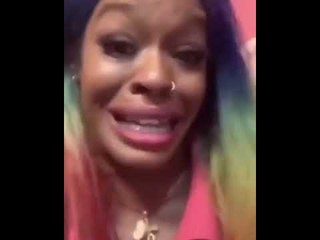 Azealia Banks Claims Neighbor Pulled Gun On Her