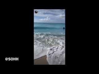 Meek Mill Dives Into Pool And Heads To The Ocean On Vacation