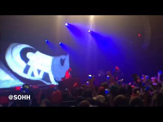 Nav Performs “Biebs In The Trap” At CrasH Talk Tour
