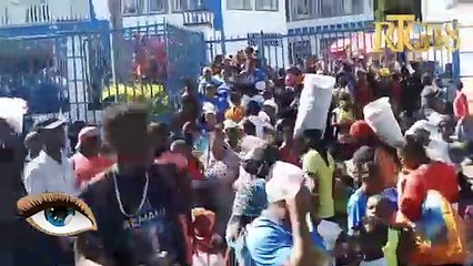 Men Kijan devan Notre Dame d'Altagrace sou rout Dèlma ye, 10 zè nan maten
