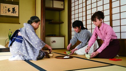 Dans un jardin qu'on dirait éternel