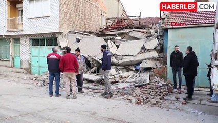 Eskişehir'de 10 Yıllık Boş Bina Çöktü