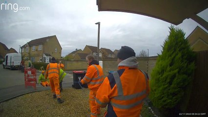 Workmen caught on camera playing tug-of-war`