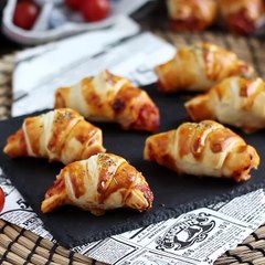 Mini pizza croissant ham & cheese - video recipe !