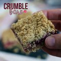 Crumble bars with raspberries, the best snack