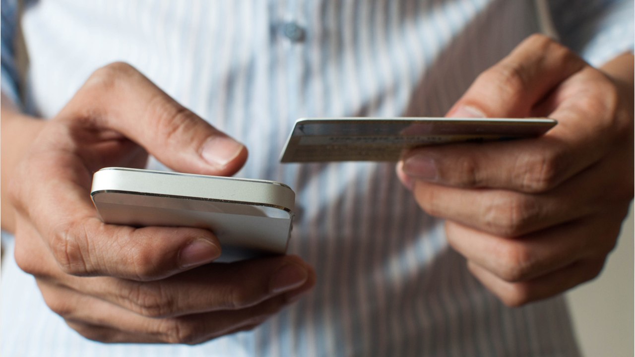 Crédit agricole, LCL, Banque postale… Les tarifs de leur carte bancaire ont bondi en 2024