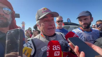 Las palabras de Carlos Sainz tras hacer historia en el Dakar