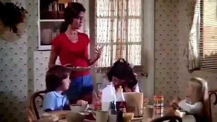 Poltergeist (1982) Trailer